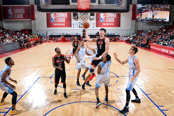 达成特定条 达成特定条