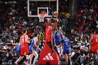 沙特的深度 沙特的深度