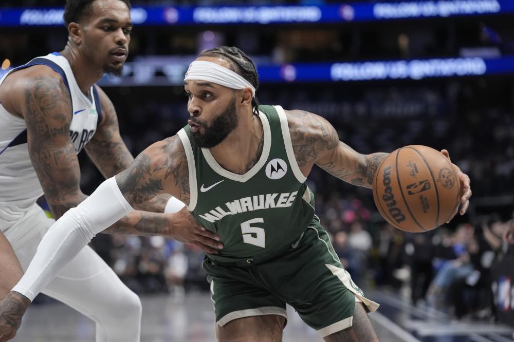 出季后赛版 出季后赛版